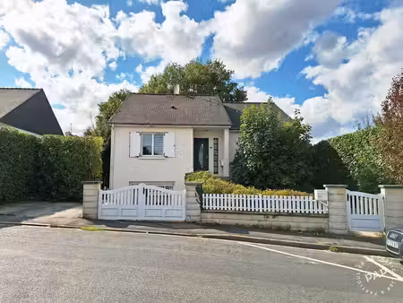 laval (53000)