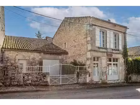 maison de village avec jardin et garage