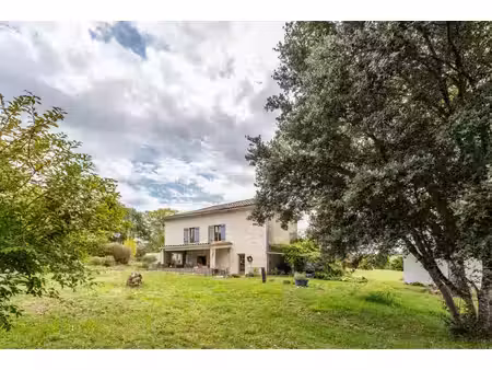 maison de campagne en pierre