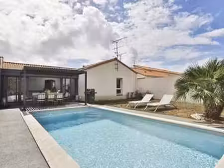 vente maison piscine aux sables-d'olonne (85100) : à vendre piscine / 106m² les sables-d'o