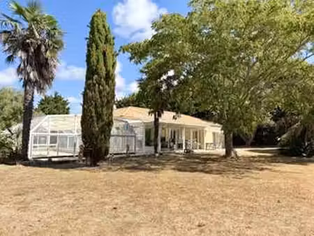 vente maison aux sables-d'olonne (85100) : à vendre / 131m² les sables-d'olonne