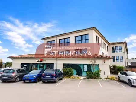 location bureaux aubagne 13400 130m²