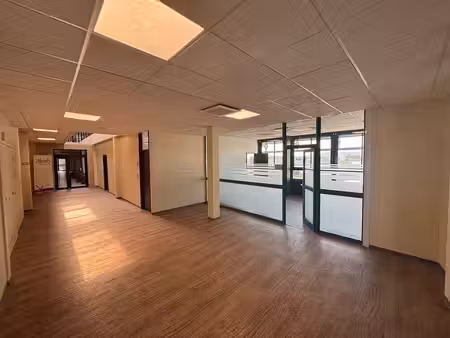 location bureaux narbonne 11100 12m² à 31m²