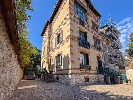 secteur lycée françois 1er  lumineuse maison bourgeoise intégralement rénovée