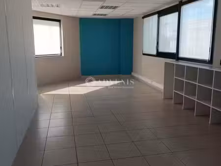 location bureaux narbonne 11100 84m²