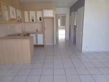 location appartement 2 pièces 38 m² à mauguio (34130)