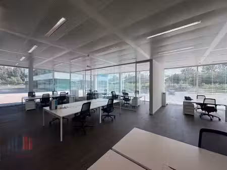 commercieel te huur in zwijnaarde