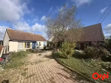 vente maison 4 pièces 97 m² à sancoins (18600)  98 000 €