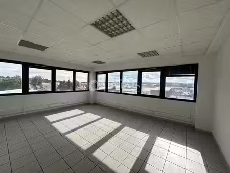 location bureaux narbonne 11100 468m²