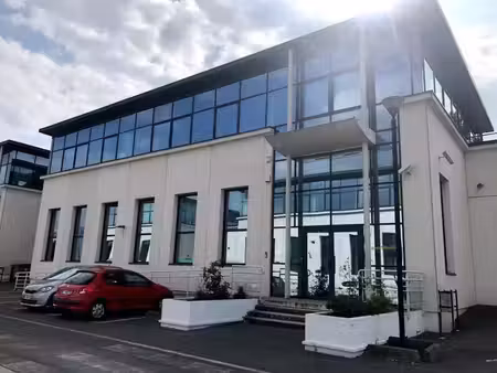 location bureaux 301m²