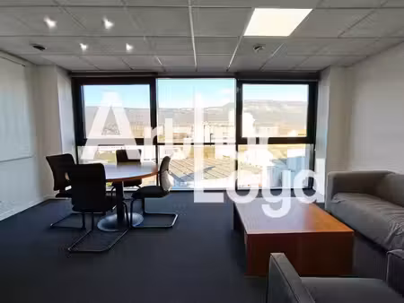 location bureaux 110m²