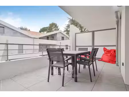 achat appartement 3 pièces 45m² st cyr sur mer 83270