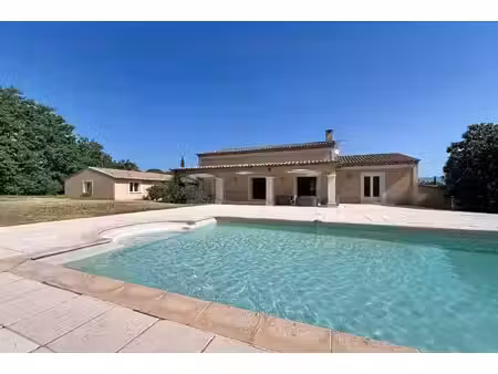 le muy 83490 vaste villa familiale au calme absolu avec piscin