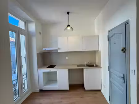 location appartement 2 pièces 22m² marseille 5ème