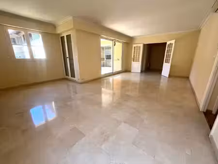 location appartement 4 pièces 105m² aix en provence 13100