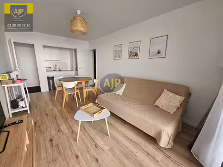saint gilles croix d e vie appartement t2