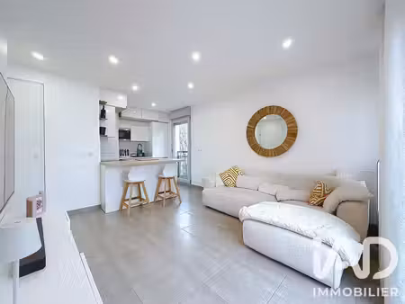 appartement à réau (77550)