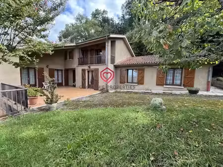 vente maison 8 pièces 221 m² à saint-girons (09200)  249 000 €