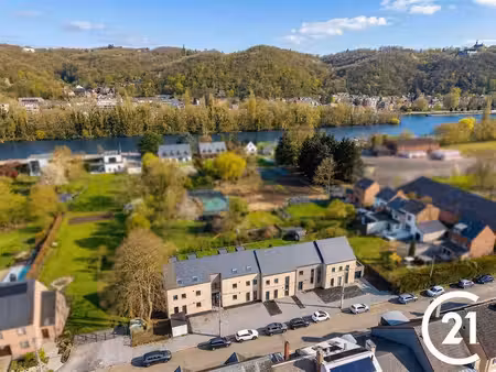 appartement à vendre avec terrasse et 3 chambres   jambes (vbe61708)