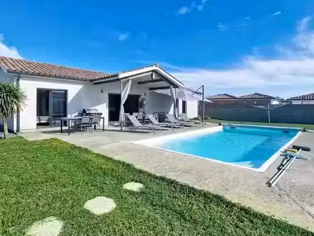 vente maison 5 pièces 123 m² à le pian-sur-garonne (33490)  317 700 €