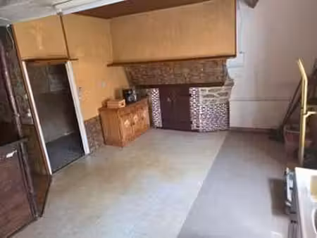vente maison à aron (53440) : à vendre / 59m² aron