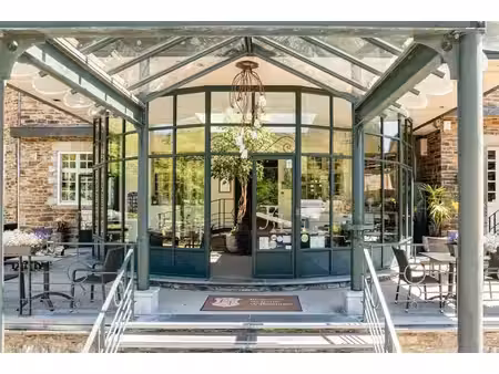hôtel-restaurant – 24 chambres – ca +1 m€ – semois