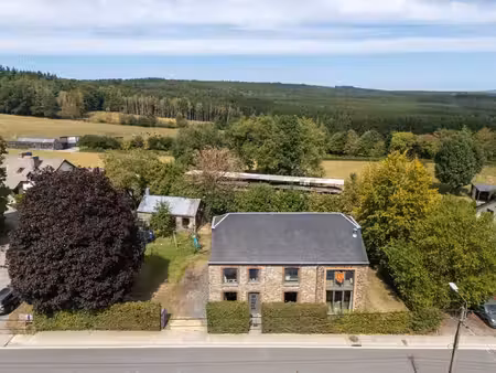 grande maison de caractère 5 à 6ch. sur 8a 45ca