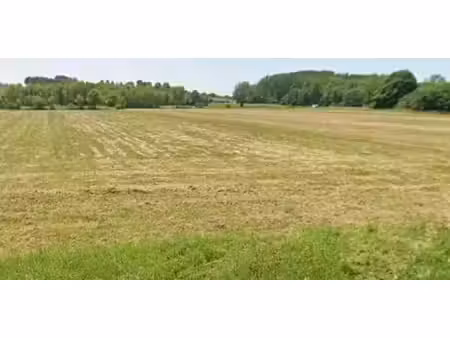 terrain à bâtir à saint-yzan-de-soudiac (33920)