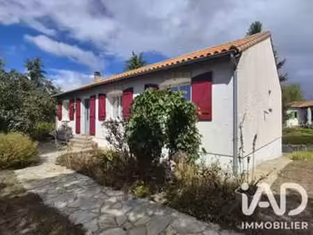 vente maison à celles-sur-belle (79370) : à vendre / 107m² celles-sur-belle