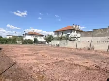 vente terrain à anneyron (26140) : à vendre / 585m² anneyron