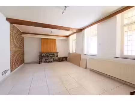 maison 2 ch. avec véranda et jardin au calme à angleur