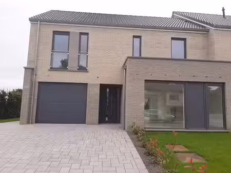 nouvelle maison 3ch  peb b  moderne et lumineuse
