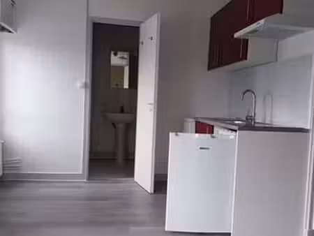 location appartement 2 pièces à angoulême (16000) : à louer 2 pièces / 34m² angoulême
