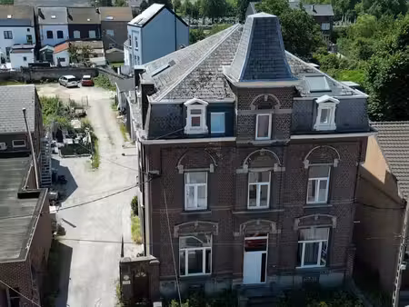 ensemble immobilier de 10 kots - bureau - hangar - garages