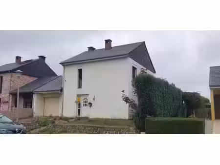 maison 3 façades avec garage