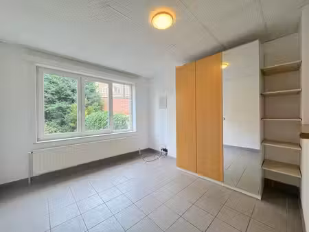 beau studio rez de chaussee