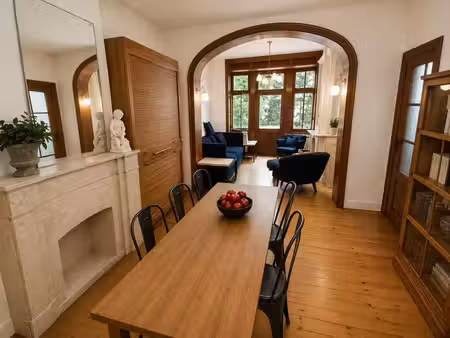 bel appart. 1ch avec magnifique terrasse et jardin arboré