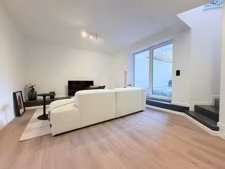 beau duplex full rénové d'1ch + terrasse!