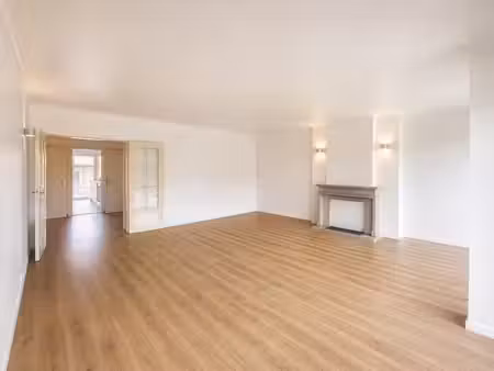 chant d'oiseau : appartement 3 ch - 2sdb - 2 terr - peb b
