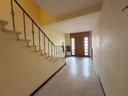 immeuble de rapport composé de deux appartements  d'une c...