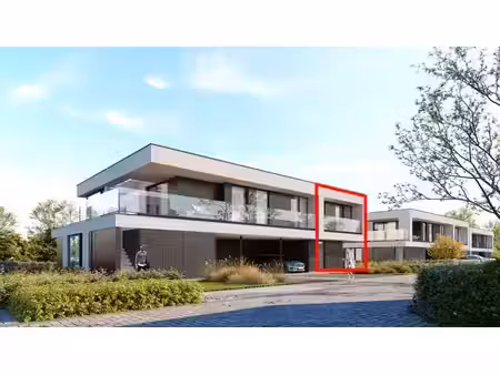 maison 3 façades en bordure du parc à marke