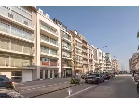 appartement unique avec grande terrasse et double garage ...