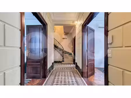 maison de luxe à vendre dans le quartier saint jean-belcier-carle vernet-albert 1er