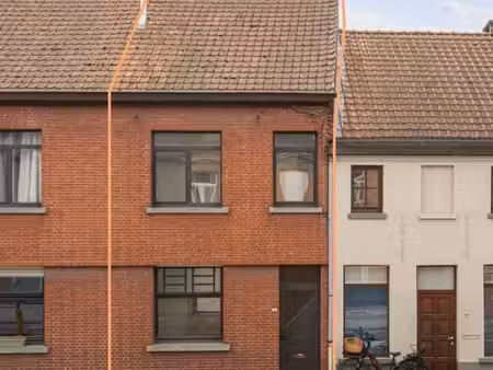 woning met zzer grote tuin - 3 slpkmrs!