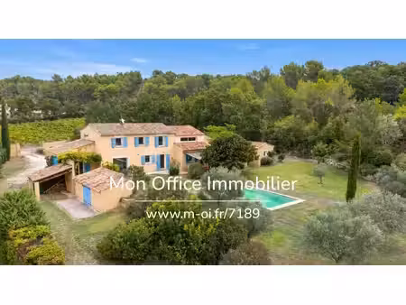 maison de luxe à vendre à rognes