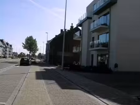gelijkvloersappartement met 2 slaapkamers in centrum loch...