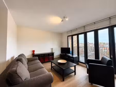 appartement à louer à ixelles € 1.680 (lrfja) - expat housing | zimmo