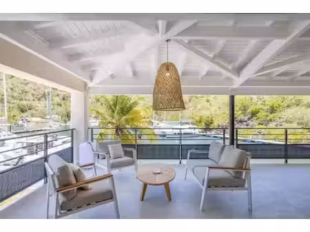 duplex haut de gamme sur la marina