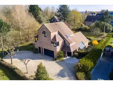 villa à vendre avec terrasse et jardin   braine-l'alleud (vbe61764)