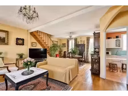 vente propriété 7 pièces 146 m² à clamart (92140)  869 000 €